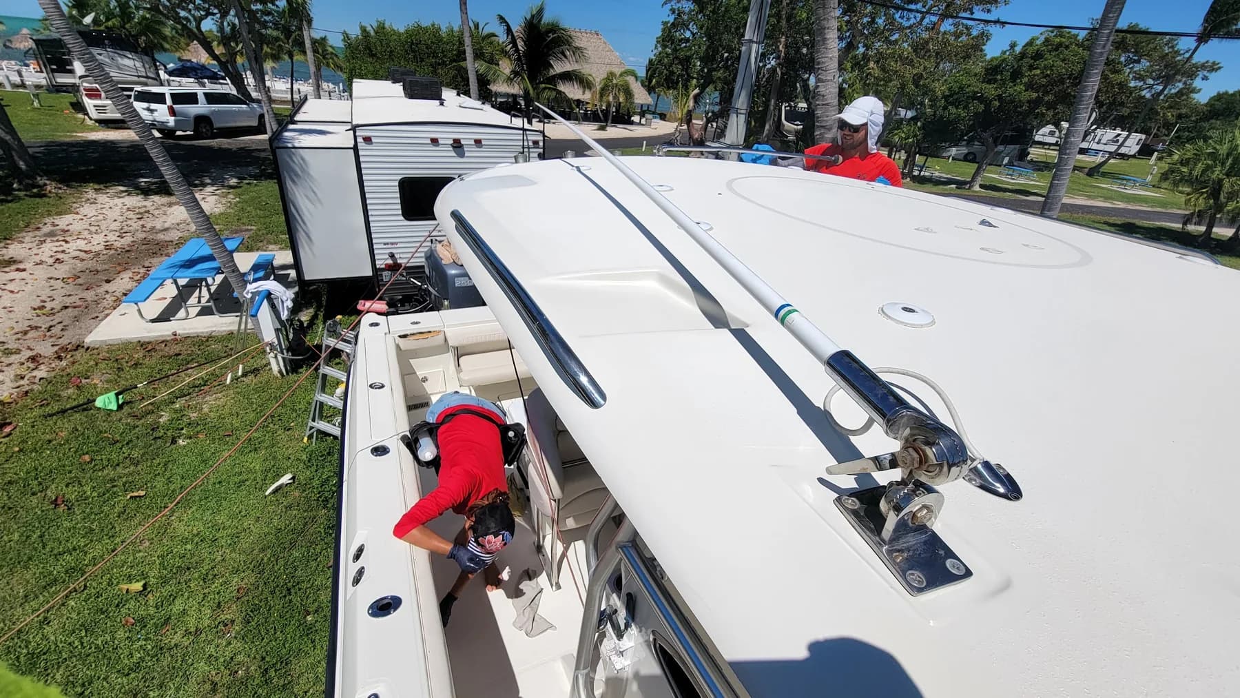 Boat ceramic coating work by Leoserve in the Florida Keys (1)