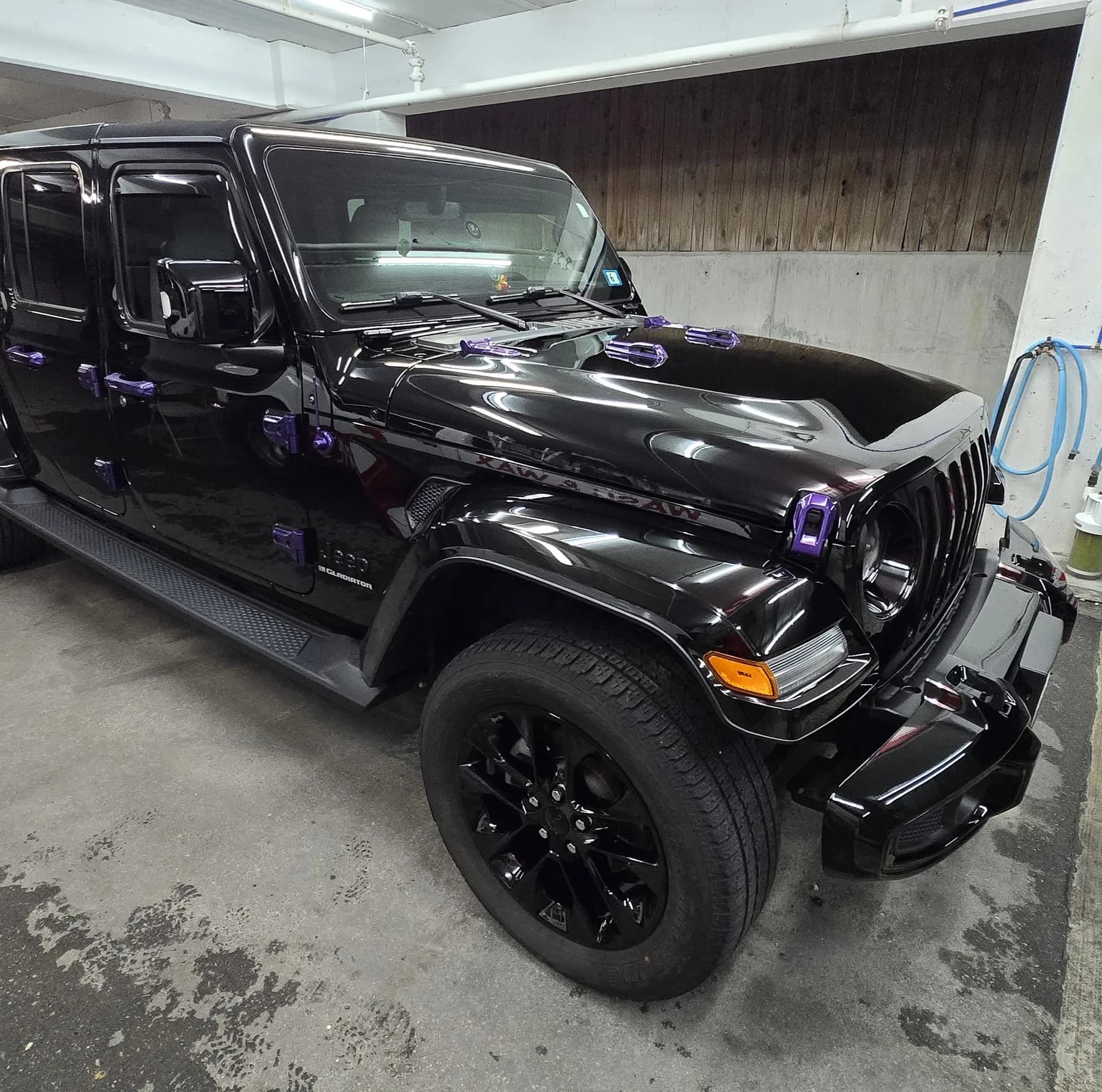 Ceramic coating work on RVs and cars by Leoserve in the Florida Keys (15)
