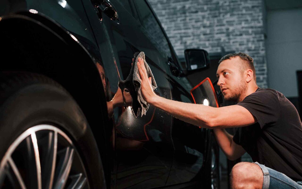 https://leoservecleaning.com/wp-content/uploads/2021/11/post_06-1280x800.jpg