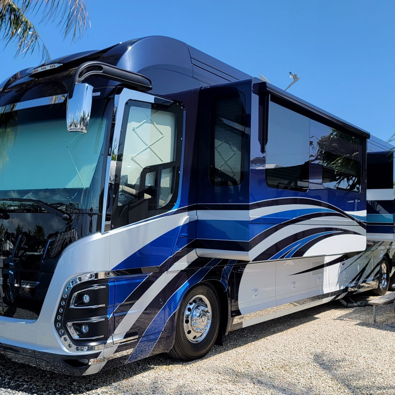 RV detailing leoserve