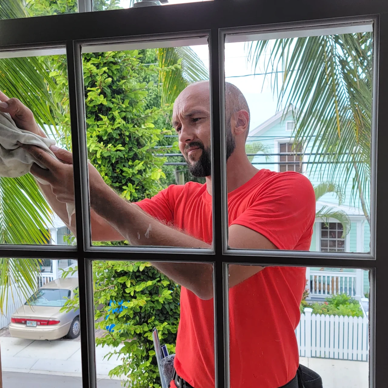 https://leoservecleaning.com/wp-content/uploads/2025/09/Window-Cleaning-2-1280x1280.webp